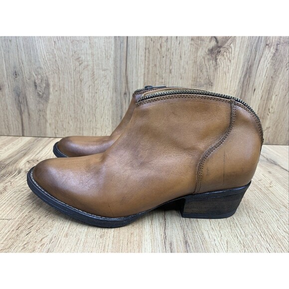 Very Volatile Sofia Ankle Boots Biker Bootie Full Zip Ankle Wmns 8 Brown Leather - Picture 3 of 16